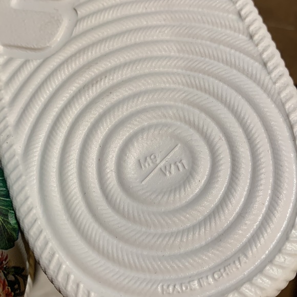 Native shoes - Picture 6 of 6